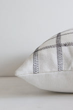 Load image into Gallery viewer, QUINN