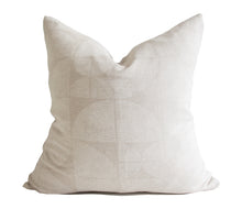 Load image into Gallery viewer, EALING