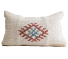 Load image into Gallery viewer, Vintage Kilim #29